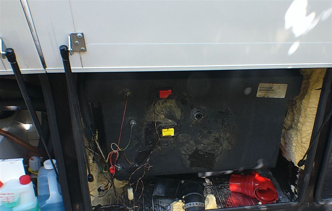 haulmark-two-car-motor-garage-2014-freigthlin