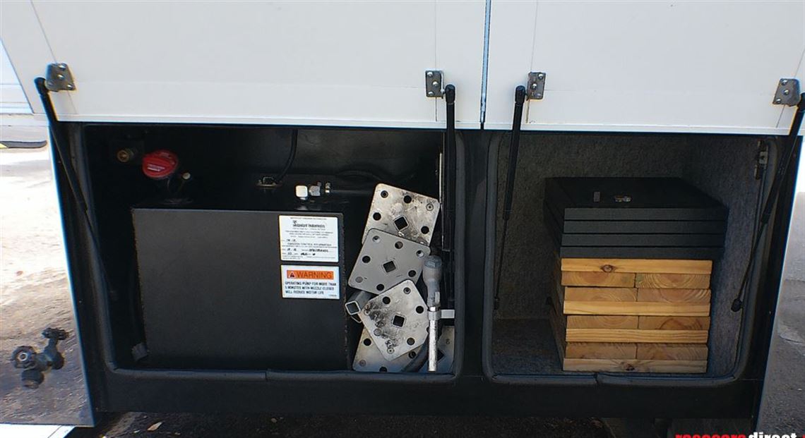 haulmark-two-car-motor-garage-2014-freigthlin