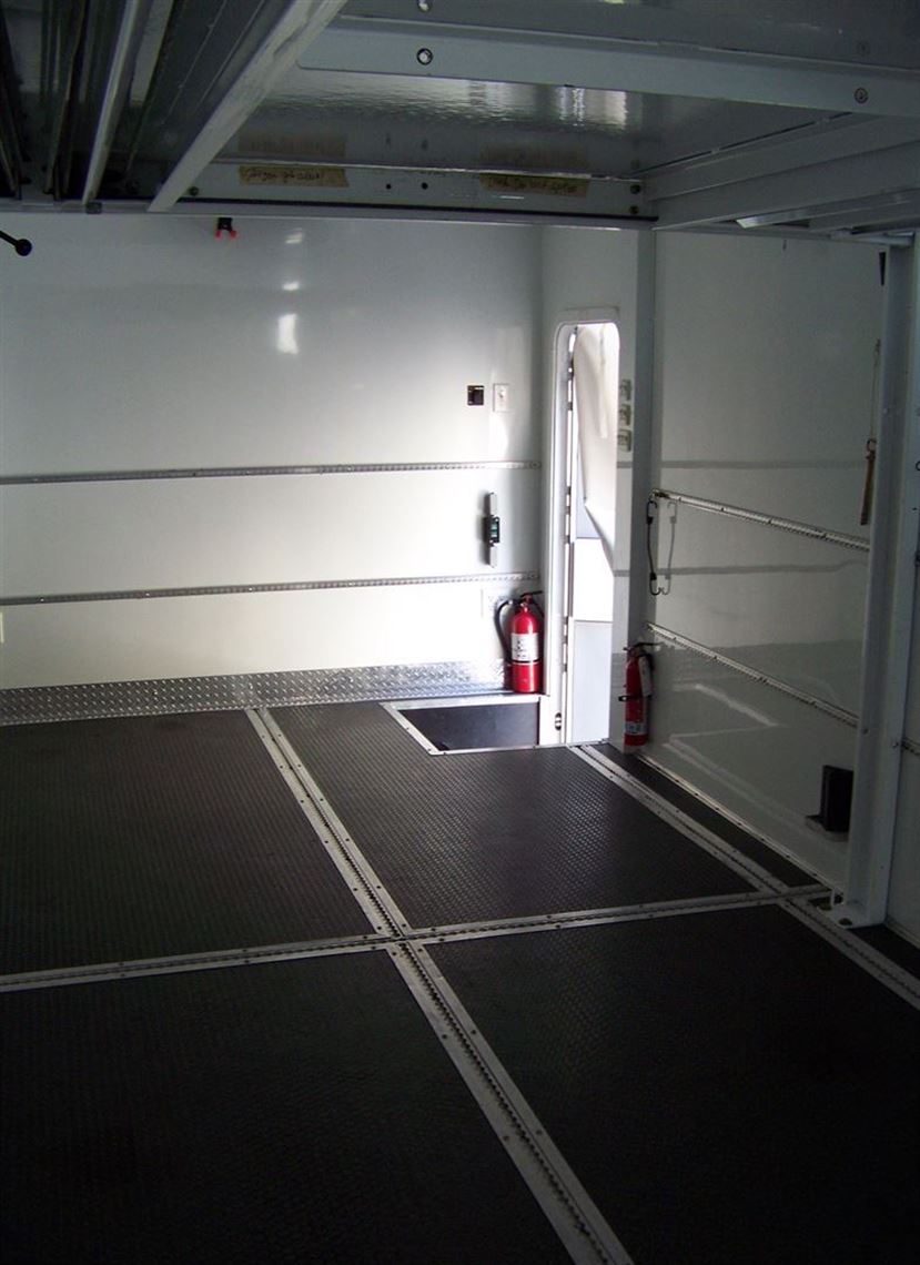 haulmark-two-car-motor-garage-2014-freigthlin