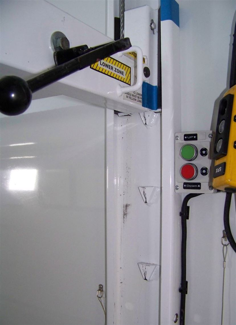 haulmark-two-car-motor-garage-2014-freigthlin