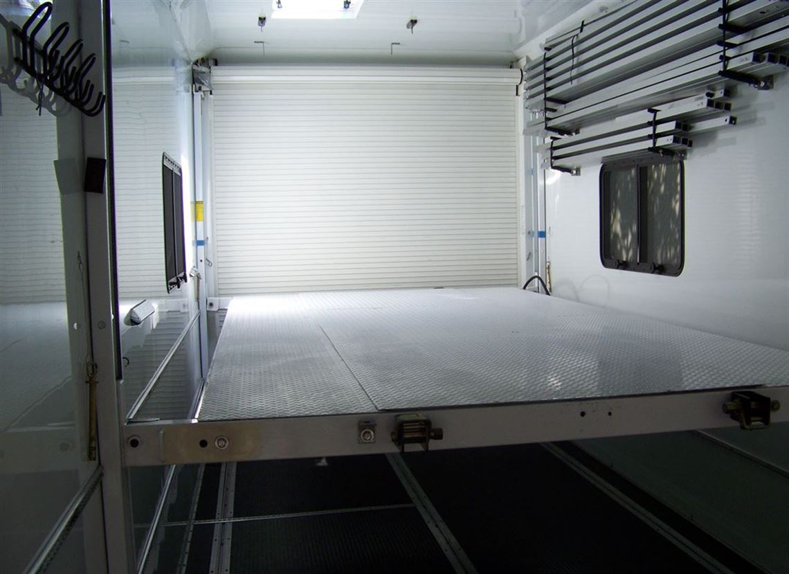 haulmark-two-car-motor-garage-2014-freigthlin