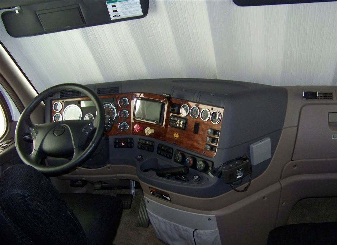 haulmark-two-car-motor-garage-2014-freigthlin