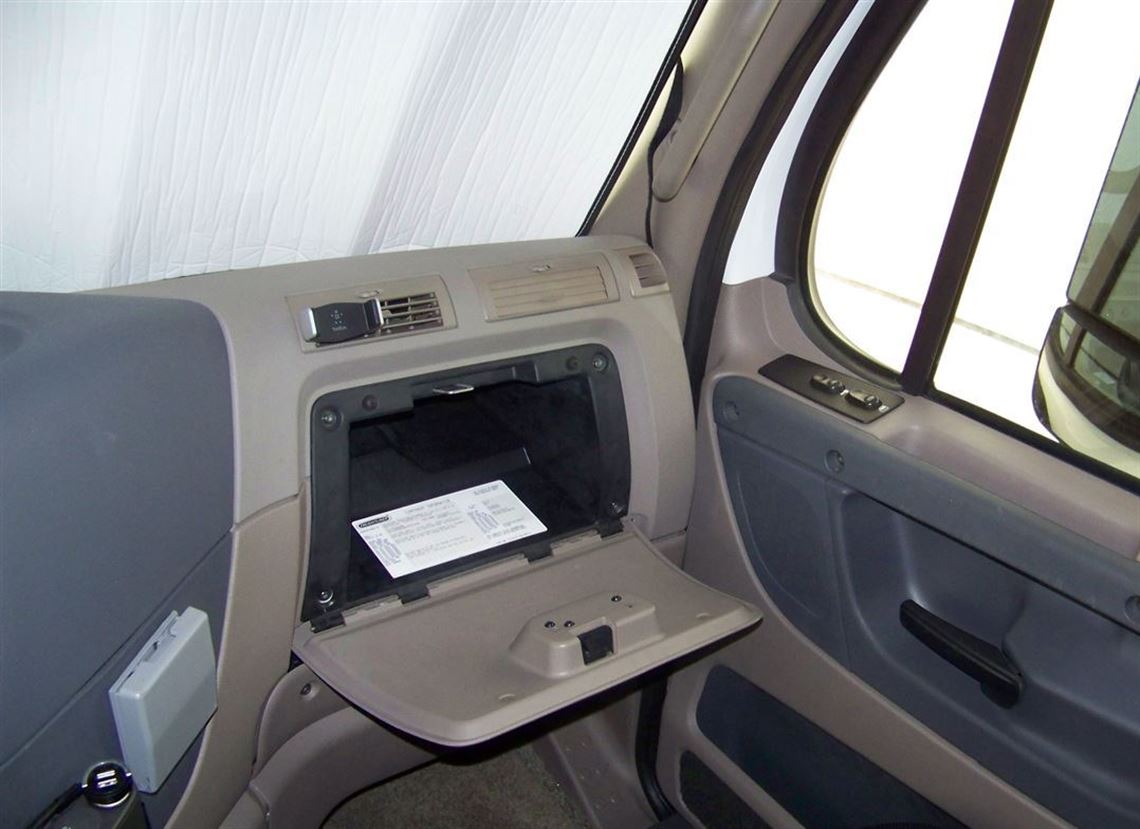 haulmark-two-car-motor-garage-2014-freigthlin