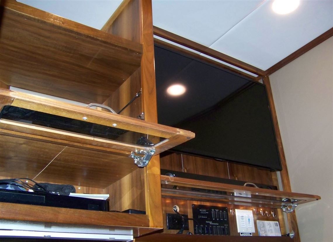 haulmark-two-car-motor-garage-2014-freigthlin