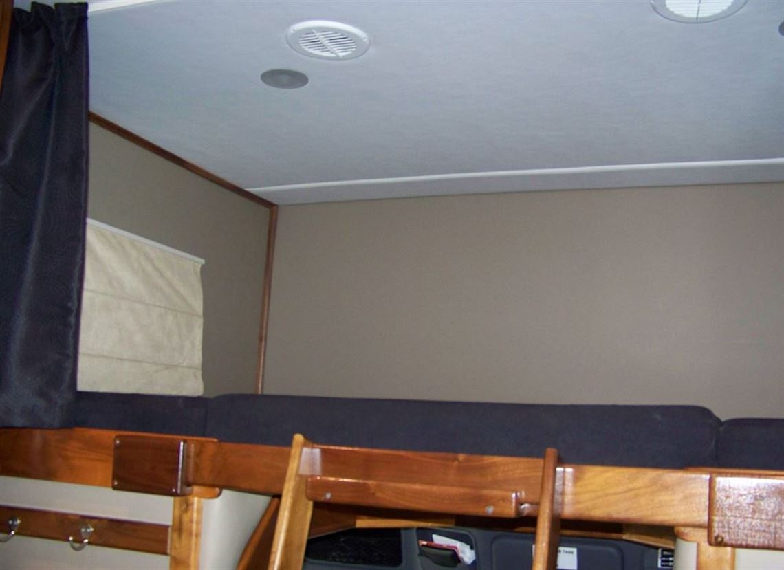 haulmark-two-car-motor-garage-2014-freigthlin