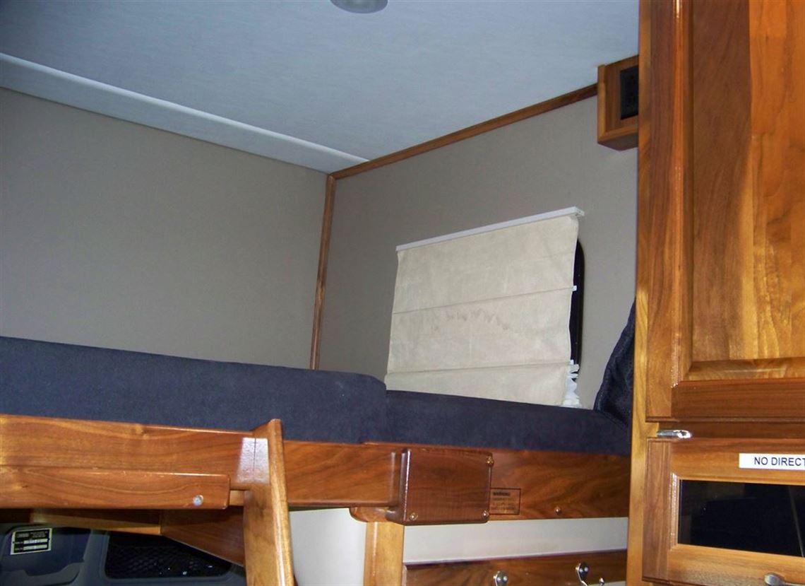 haulmark-two-car-motor-garage-2014-freigthlin