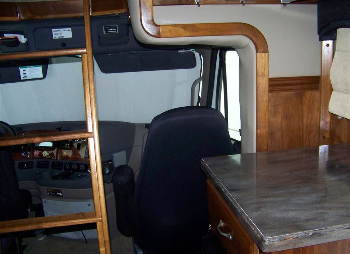 haulmark-two-car-motor-garage-2014-freigthlin