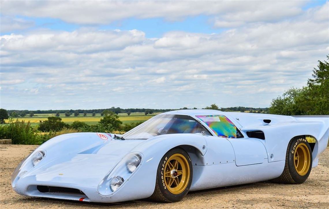lola-t70-mk3b