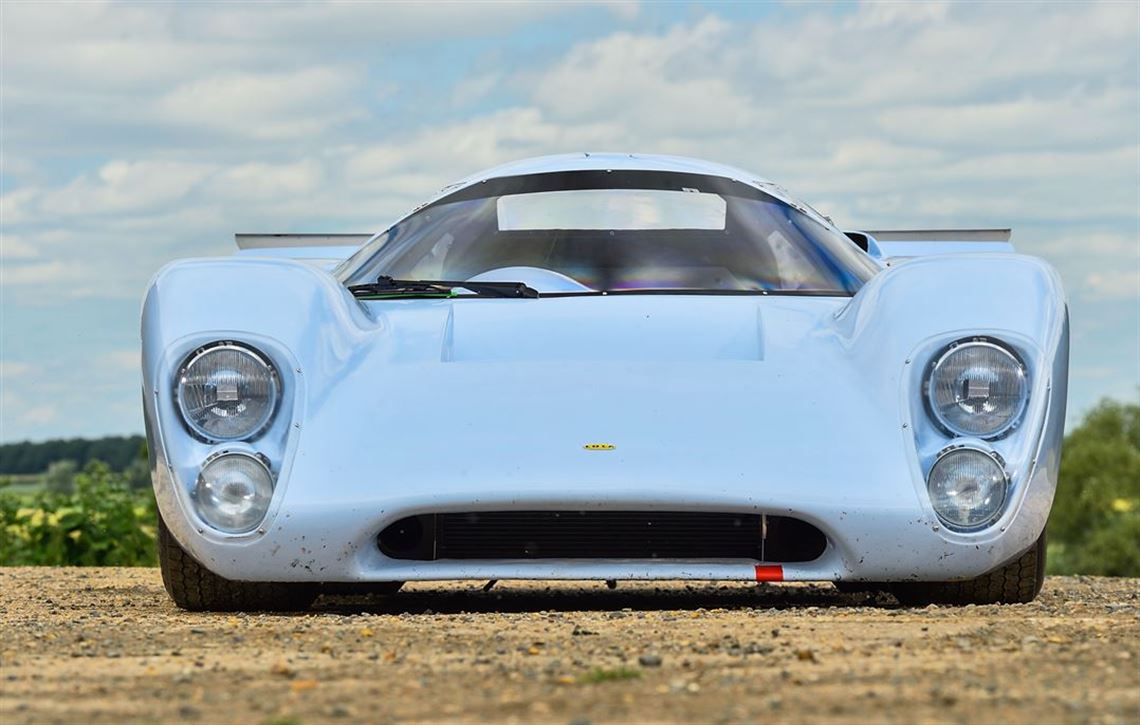 lola-t70-mk3b