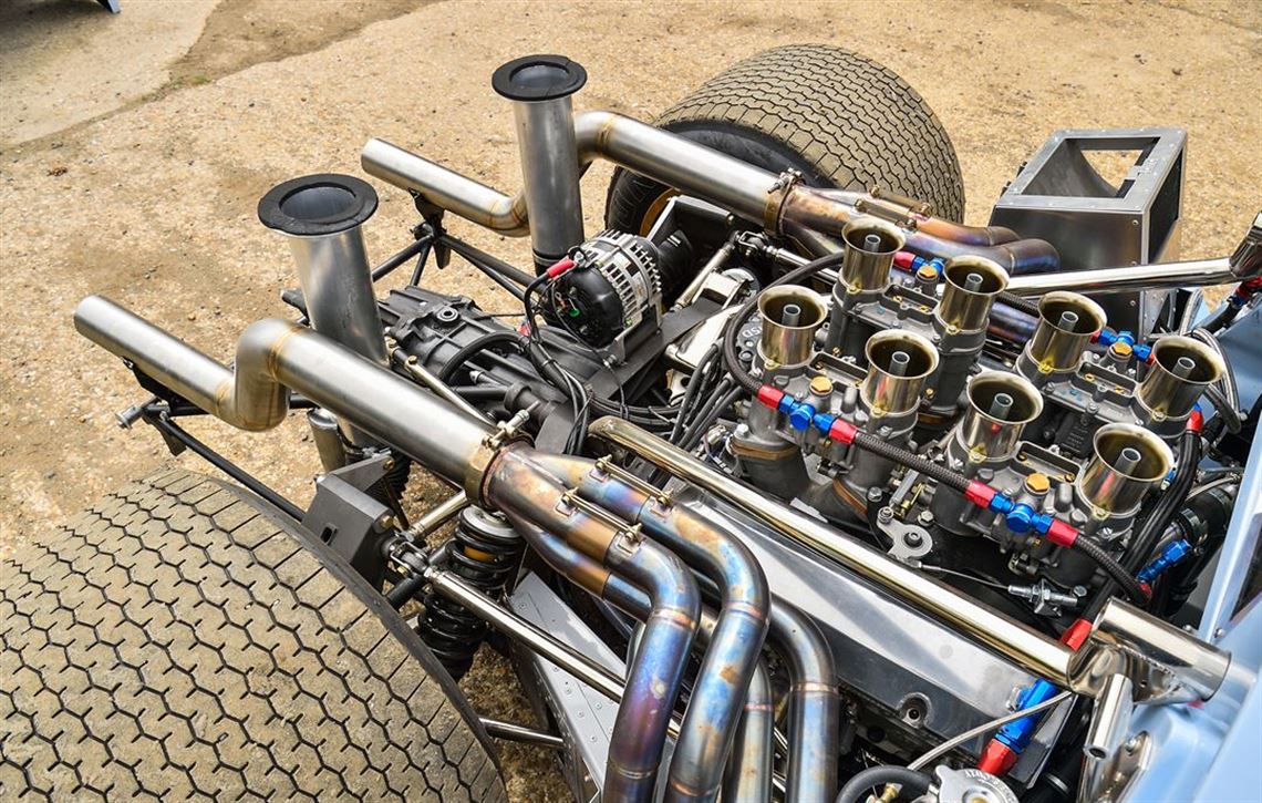 lola-t70-mk3b