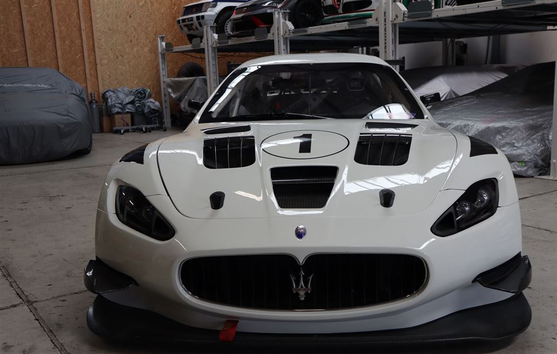 2013-maserati-granturismo-mc-gt3