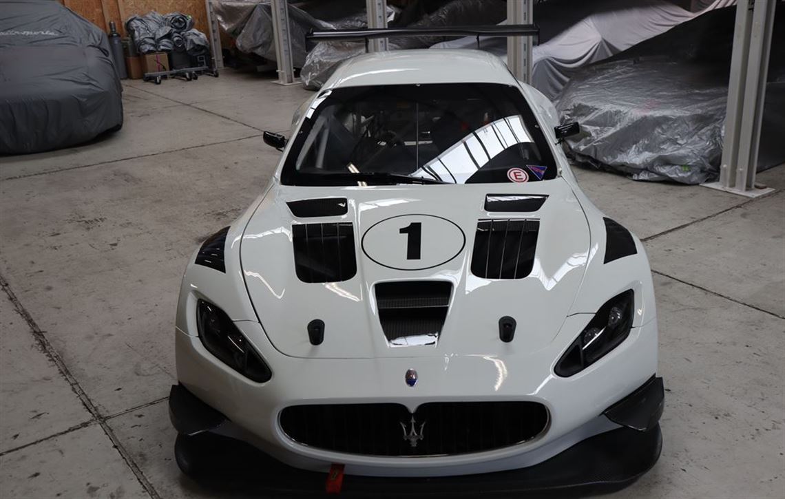 2013-maserati-granturismo-mc-gt3