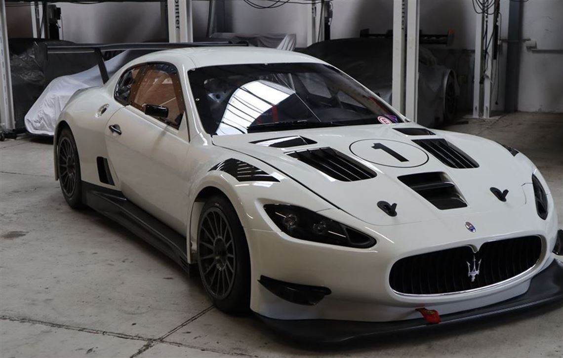 2013-maserati-granturismo-mc-gt3