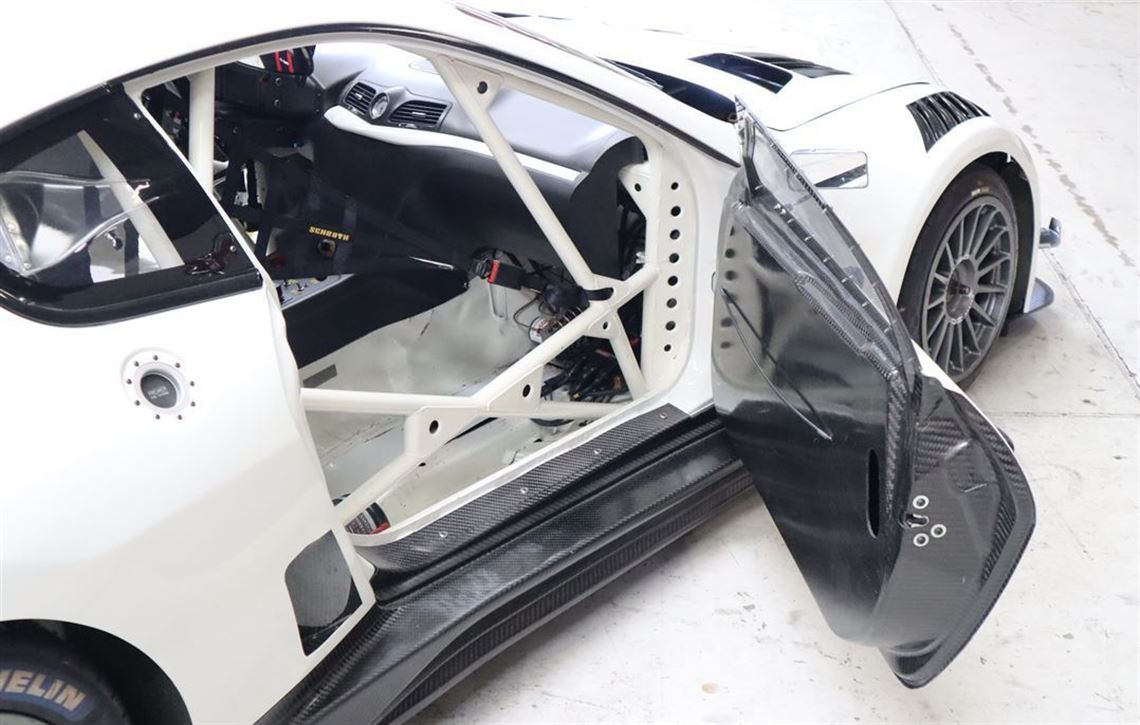 2013-maserati-granturismo-mc-gt3