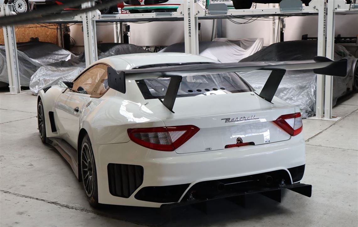 2013-maserati-granturismo-mc-gt3