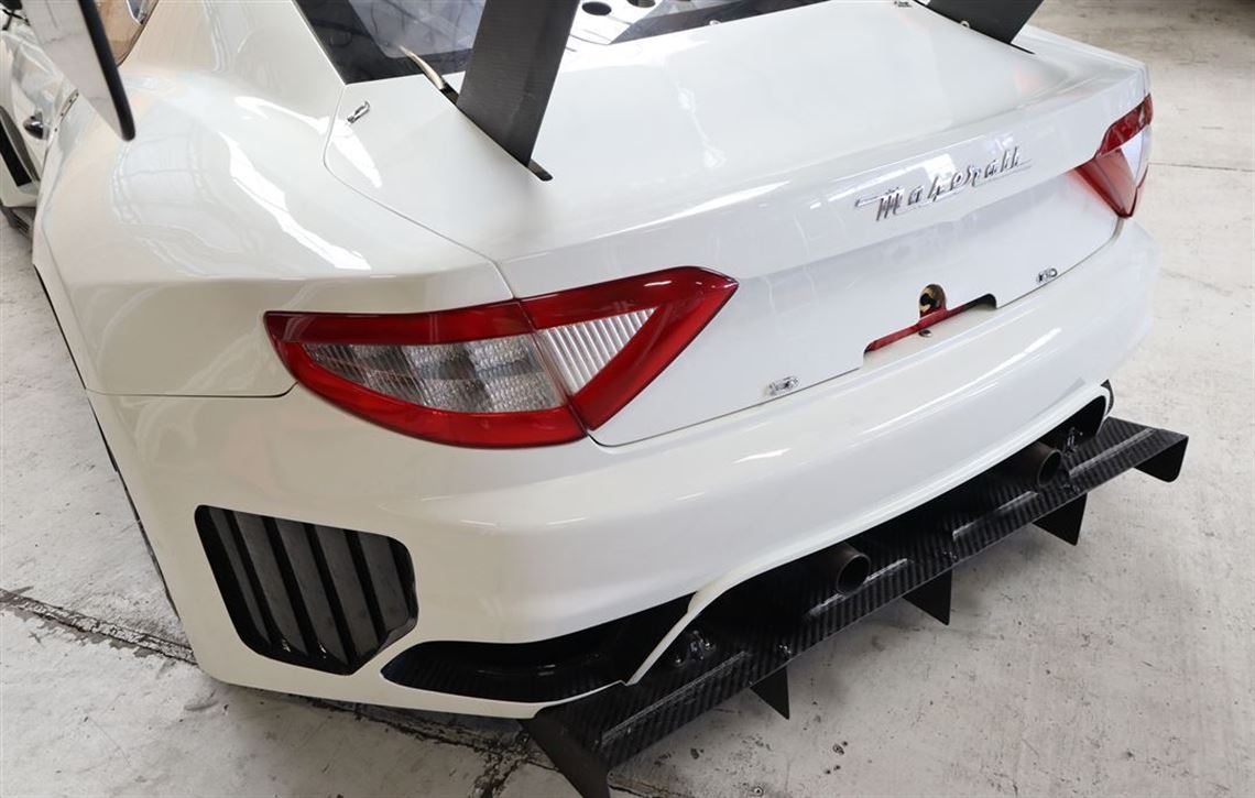 2013-maserati-granturismo-mc-gt3