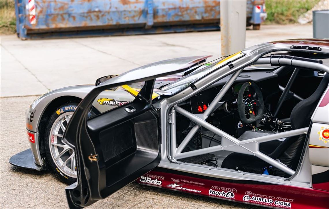 2010-ford-gt1-by-matech